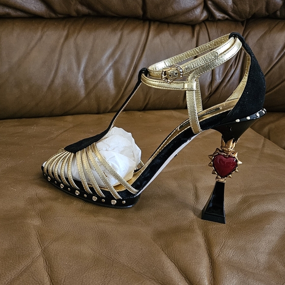Dolce & Gabbana Black Suede Metallic Gold Leather Luxury Heels Size 8 US (MINT) - Picture 4 of 16